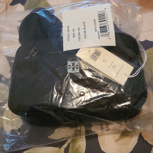 Tory Burch Virginia Nylon Shoulder Bag - Picture 11 of 11